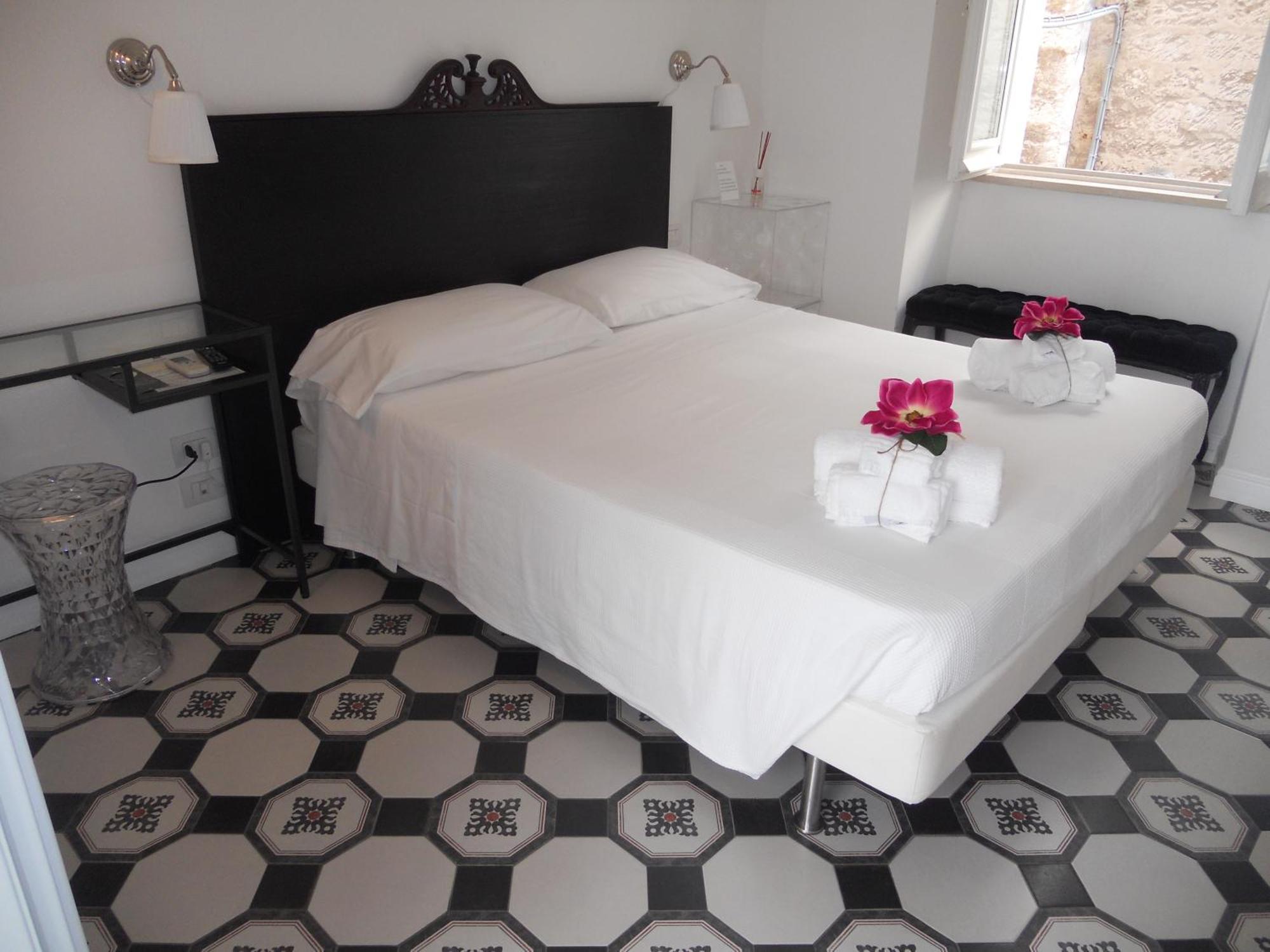 Arco' B&B Trani Cattedrale 客房 照片