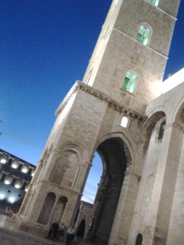 Arco' B&B Trani Cattedrale 外观 照片